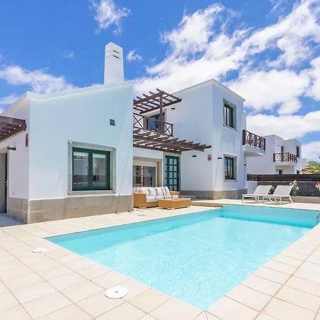 Villa Mate *